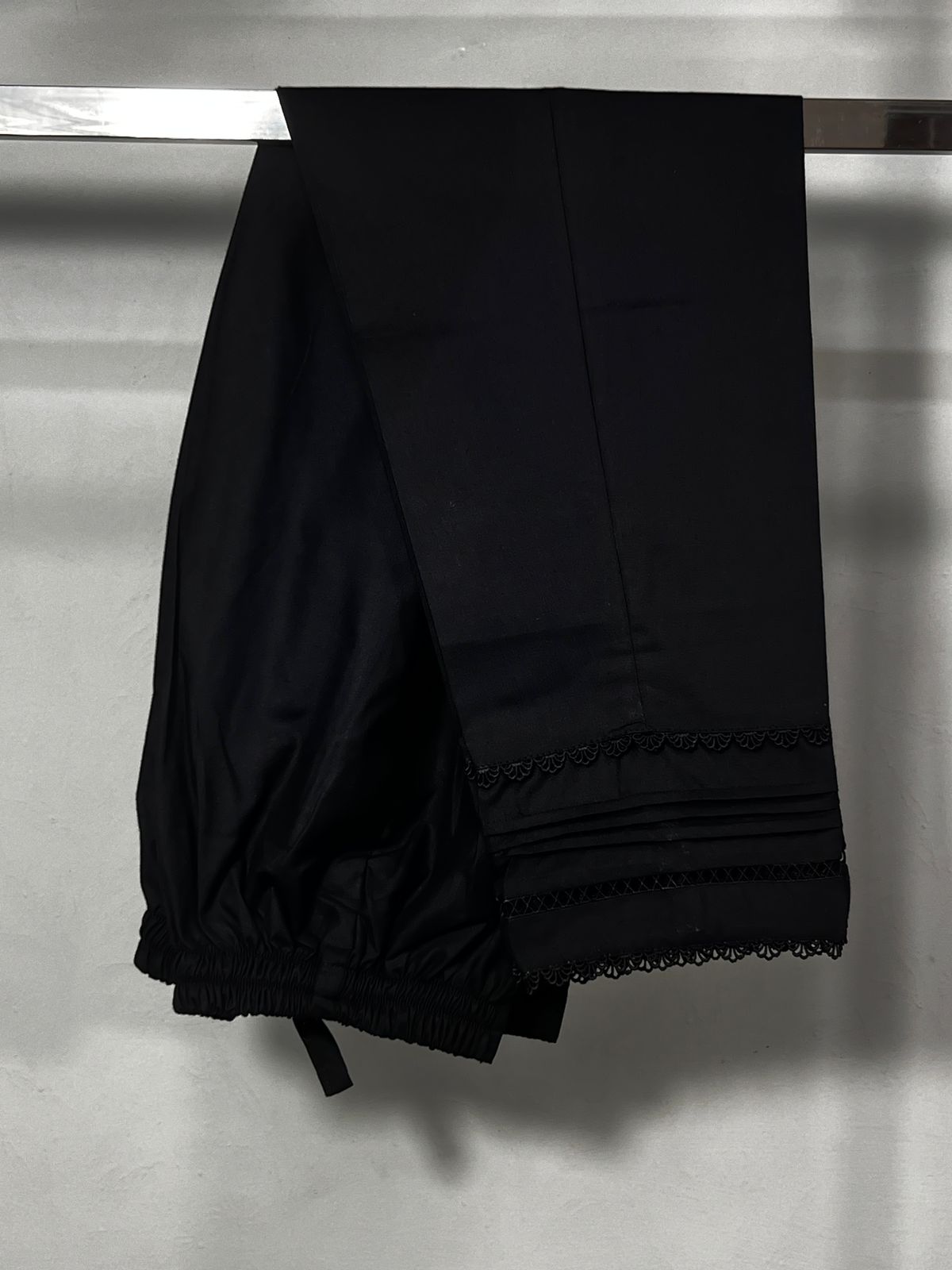 3 plate 3 lace trouser