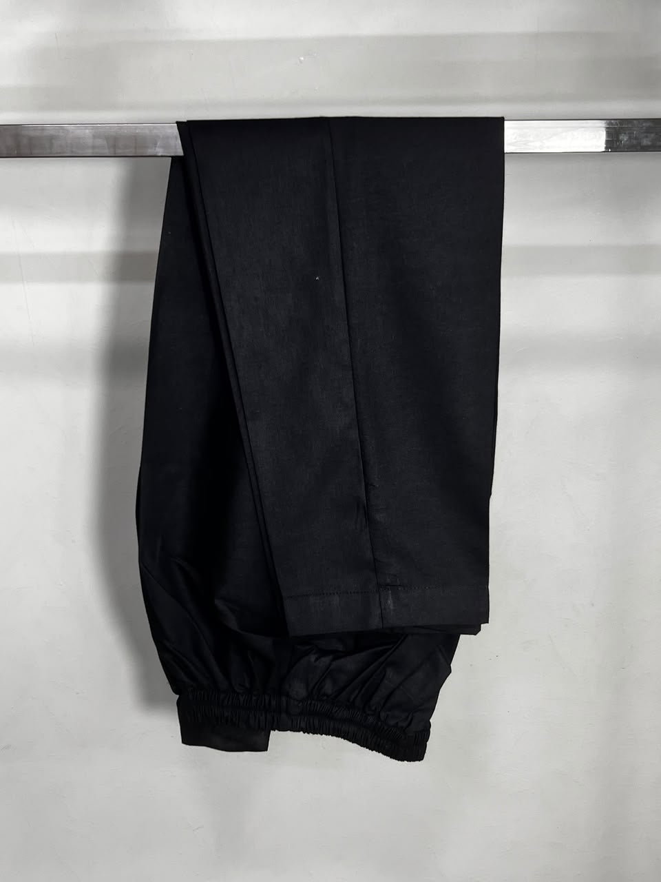 Plain trousers black