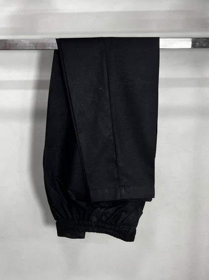 Plain trousers black