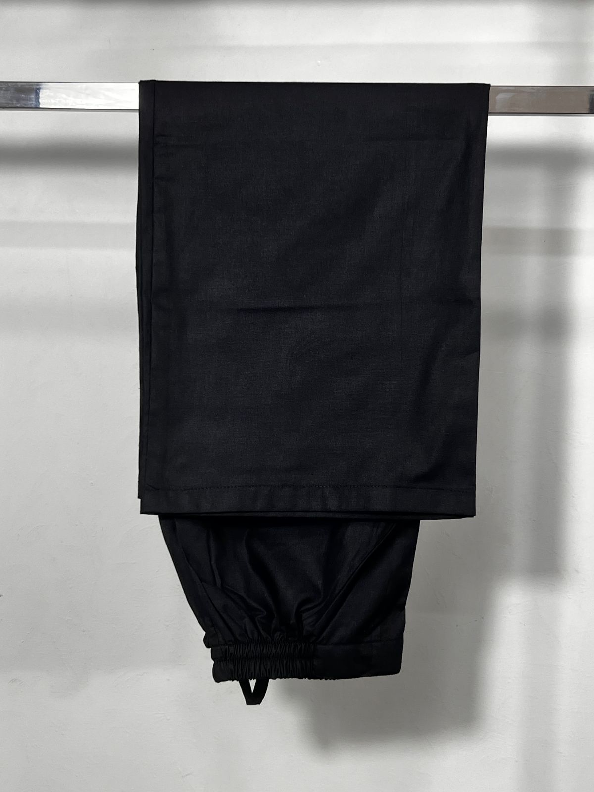 Plain plazo black