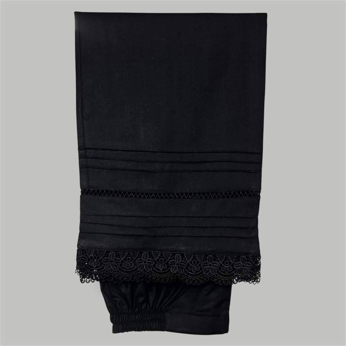 Black 6 Pentax 2 Lace Plazo
